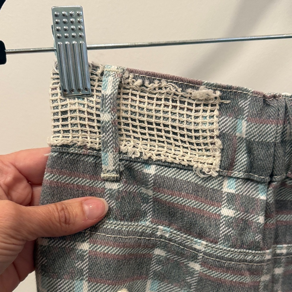 POL Plaid Patchwork Wide-Leg Pants with Crochet Patches - Picture 16 of 17